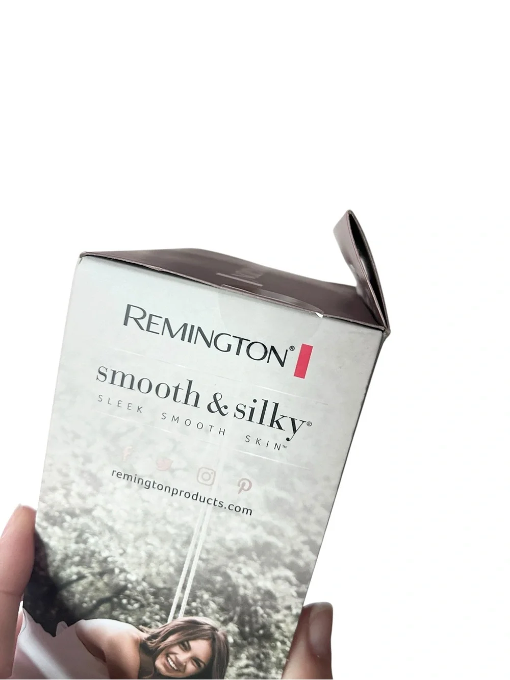 NEW Remington Smooth & Silky 3 Blade Cordless Shaver WDF4821US Waterproof